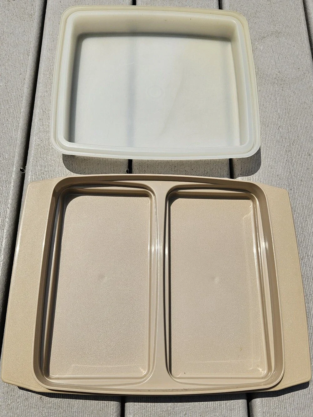 Vtg Tupperware 723 Deviled Egg Taker Carrier Replacement Part Tan Almond No Tray